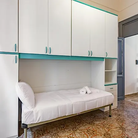 Teatro Massimo Roomy Flat With Covered Terrace Апартаменты *