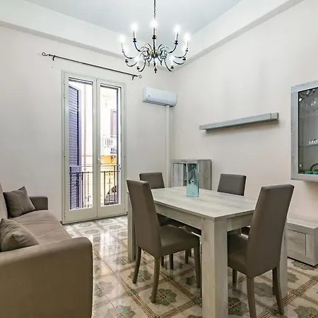 Teatro Massimo Roomy Flat With Covered Terrace Палермо